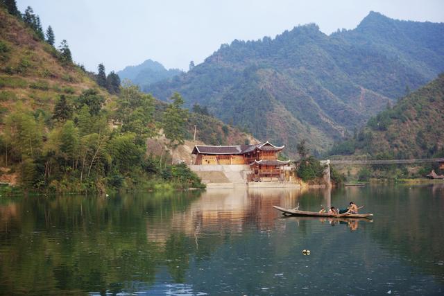 世界上人口最多的三个城市(西方唯一的特大城市)(图7)