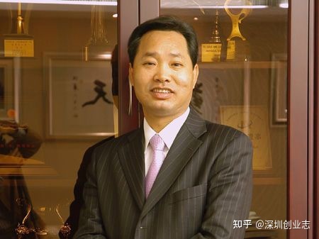 每个搬砖的人都是隐形的亿万富翁。京基集团陈华:是吗......
(图2) 每个搬砖的人都是隐形的亿万富翁。京基集团陈华:是吗......
(图2)