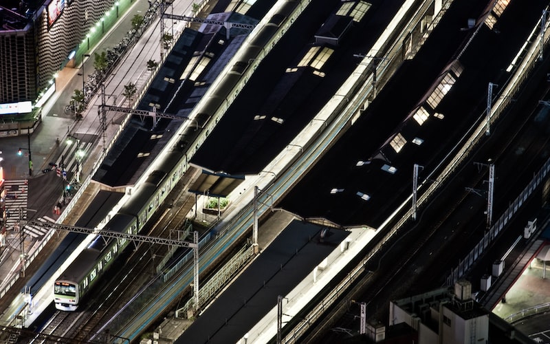 日本天皇和首相的区别(探究日本政治体制中两大重要角色的职责)(图2) 日本天皇和首相的区别(探究日本政治体制中两大重要角色的职责)(图2)